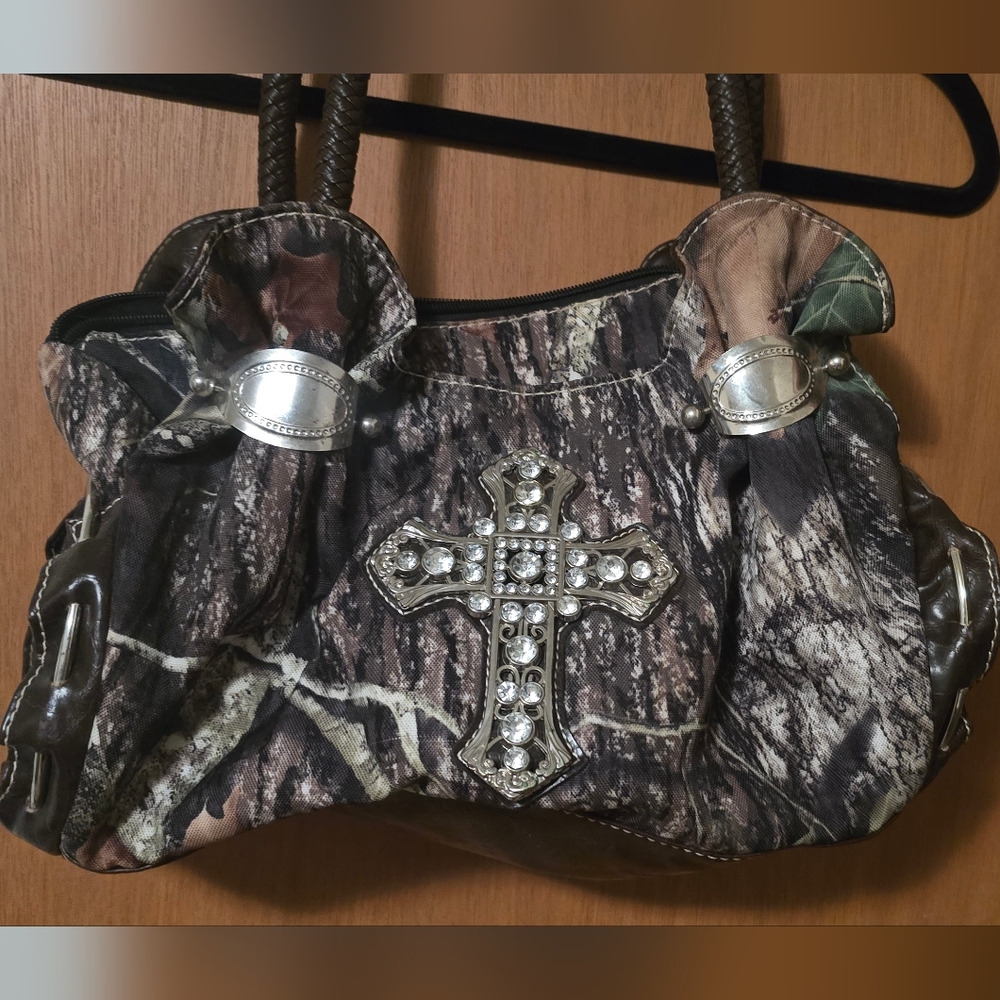 Camouflage Cross Embellished Women's Bag
